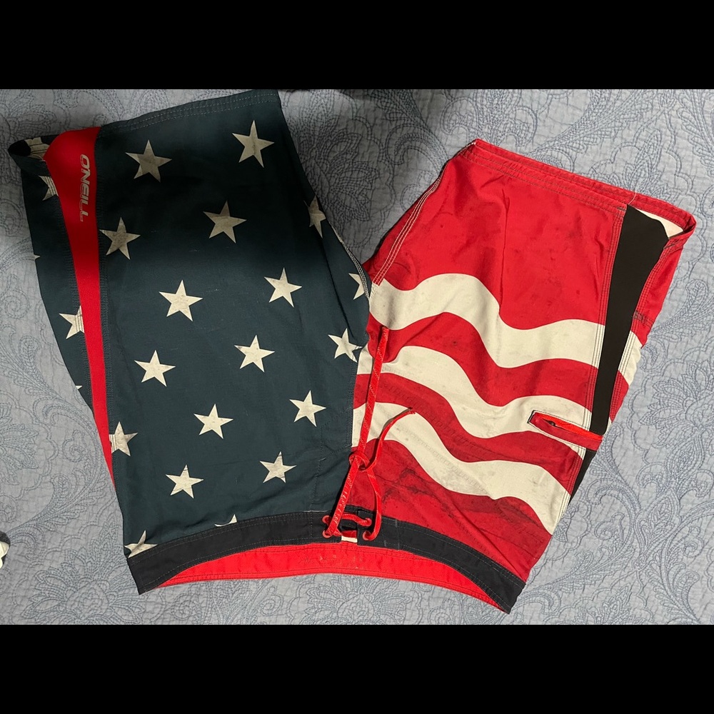 Quicksilver boardshorts size 38